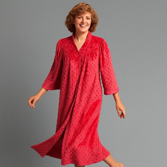 Grandma Other - Made with Love by Grandma L Pink Textured Maxi Robe Snap Front Housecoat Vintage